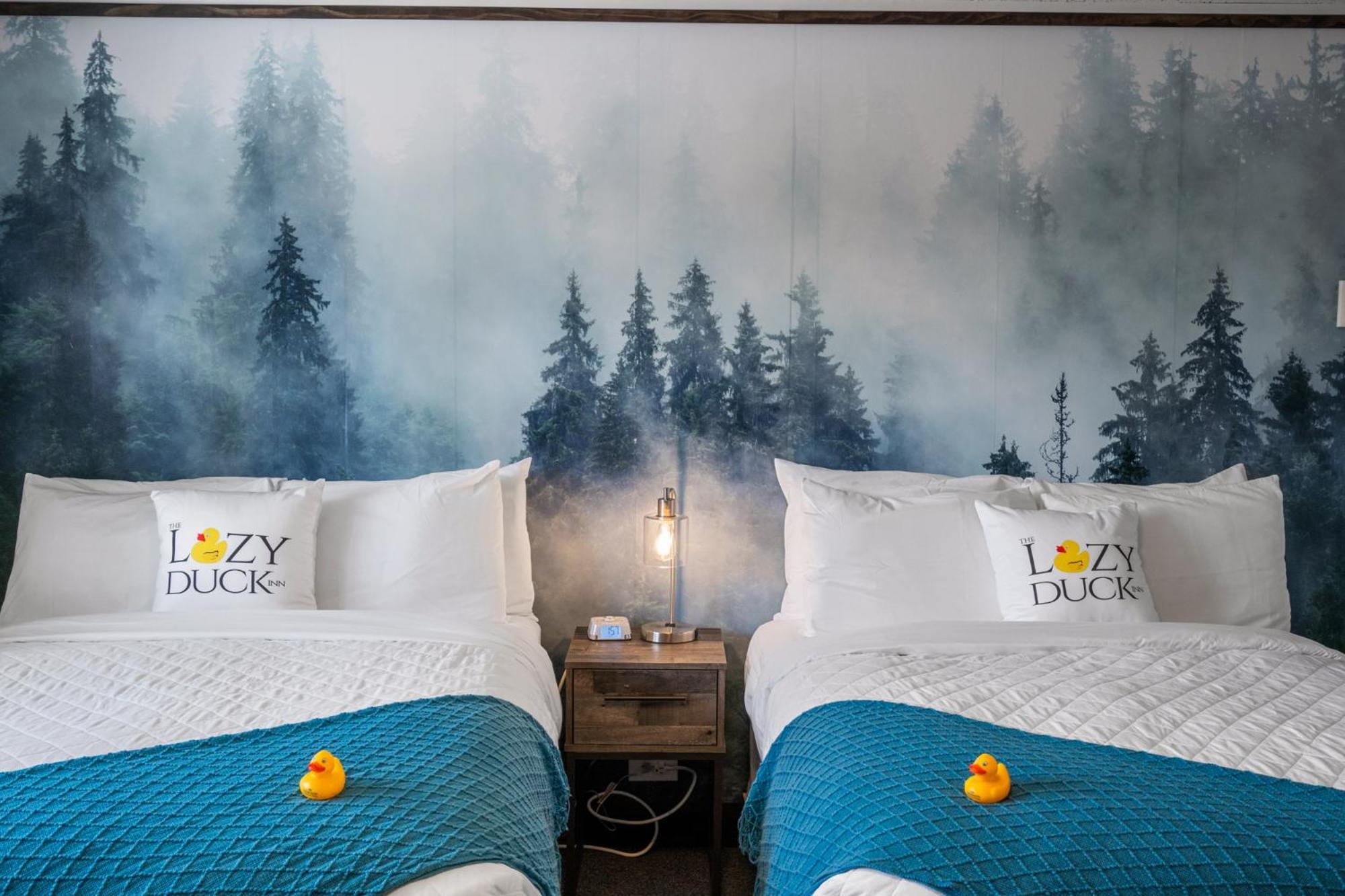 Lazy Duck Inn West Yellowstone Exteriör bild