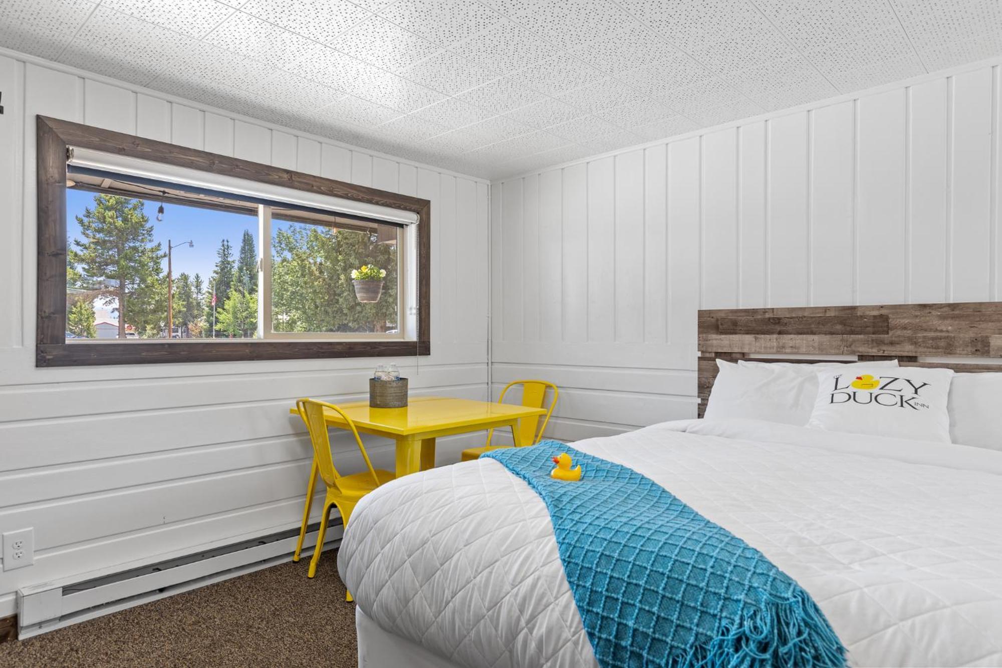 Lazy Duck Inn West Yellowstone Exteriör bild
